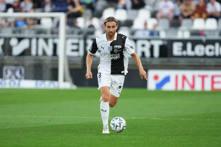 Victor Lobry Amiens SC