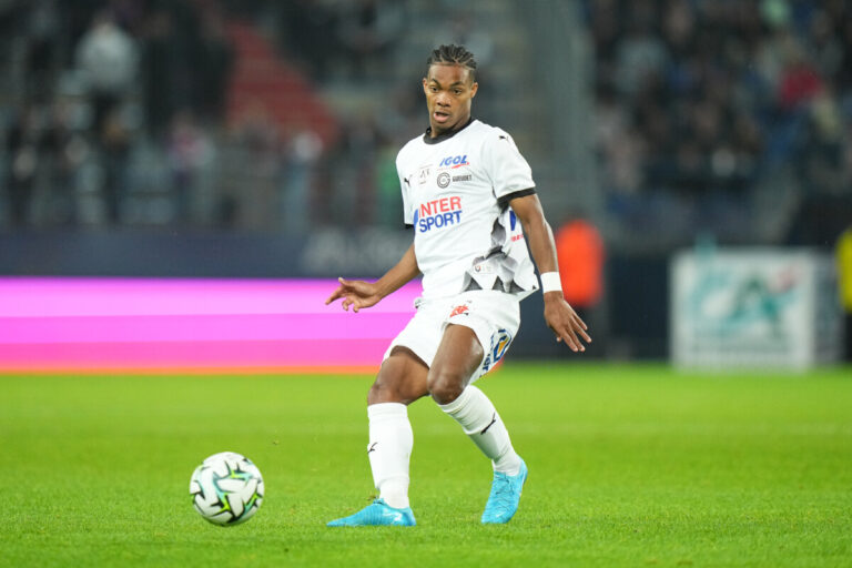Junior Fofana Amiens SC mercato Westerlo