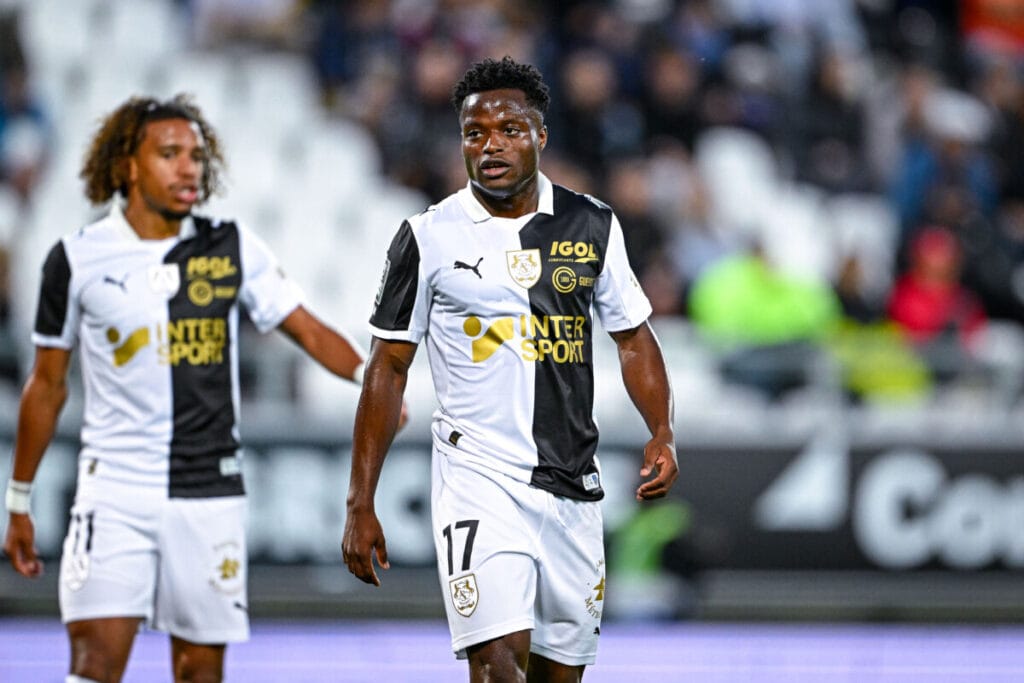 Amiens SC Josué Chibozo
