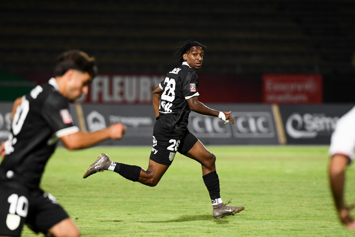 Amiens SC La Roche VF Ely Julien