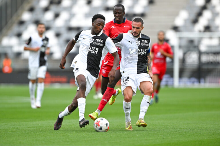 Amiens SC Keny Mbala